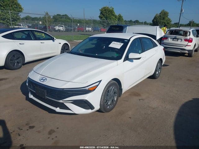 2024 HYUNDAI ELANTRA SEL 2