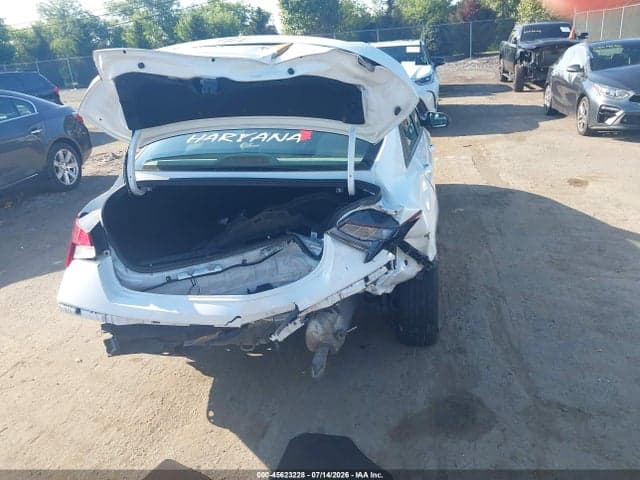 2024 HYUNDAI ELANTRA SEL 6