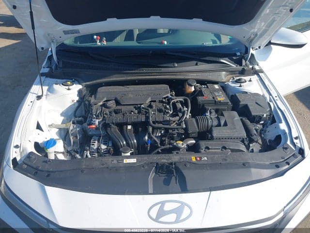 2024 HYUNDAI ELANTRA SEL 10