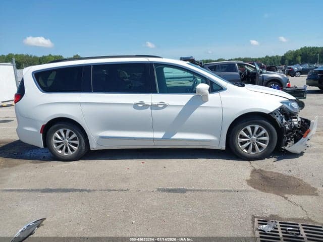 2017 CHRYSLER PACIFICA TOURING-L 13