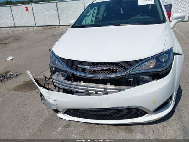 2017 CHRYSLER PACIFICA TOURING-L 6