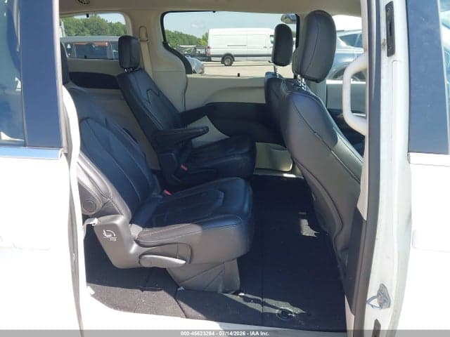2017 CHRYSLER PACIFICA TOURING-L 8
