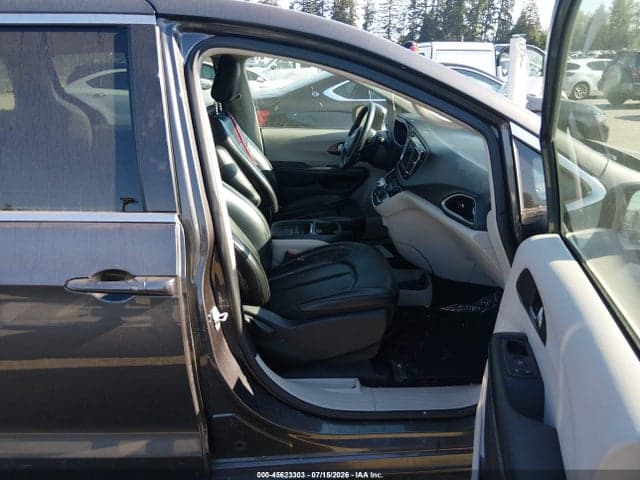2021 CHRYSLER VOYAGER LXI 5