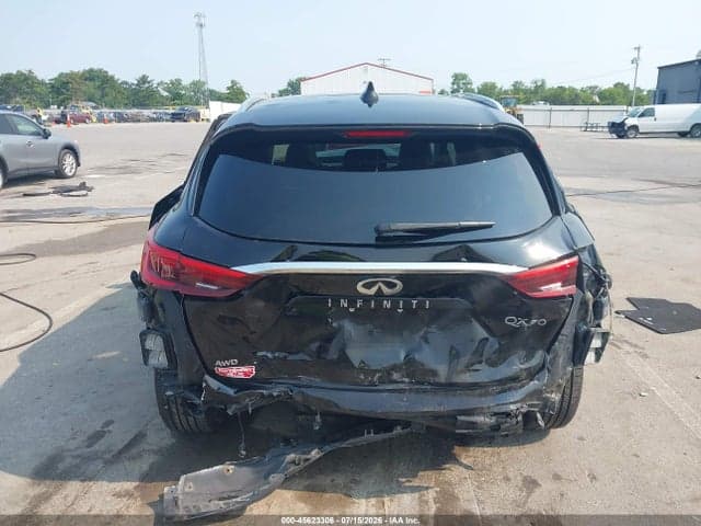 2019 INFINITI QX50 ESSENTIAL 17