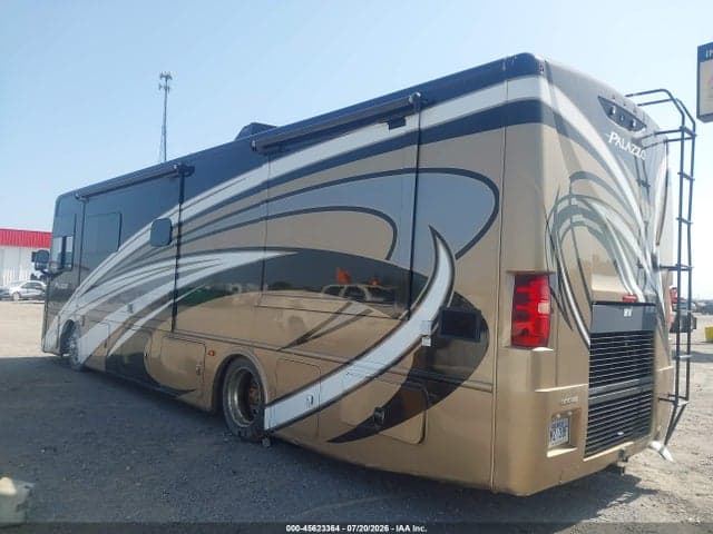 2017 FREIGHTLINER CHASSIS XC 3