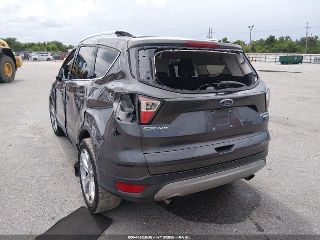 2018 FORD ESCAPE TITANIUM 3
