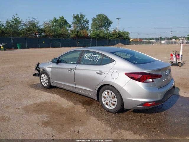 2020 HYUNDAI ELANTRA SE 3