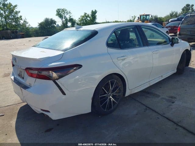 2022 TOYOTA CAMRY SE AWD 4