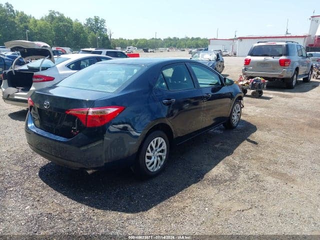 2018 TOYOTA COROLLA LE 4