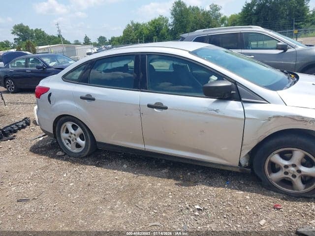 2018 FORD FOCUS S 14