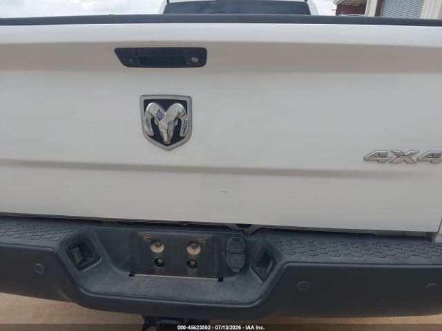 2017 RAM 2500 TRADESMAN 4X4 8' BOX 6