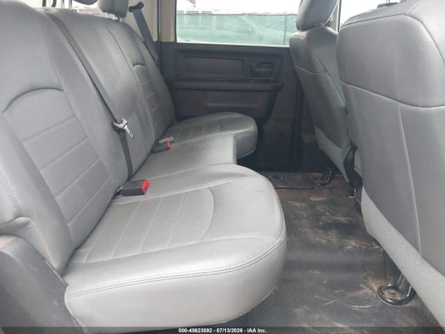 2017 RAM 2500 TRADESMAN 4X4 8' BOX 8