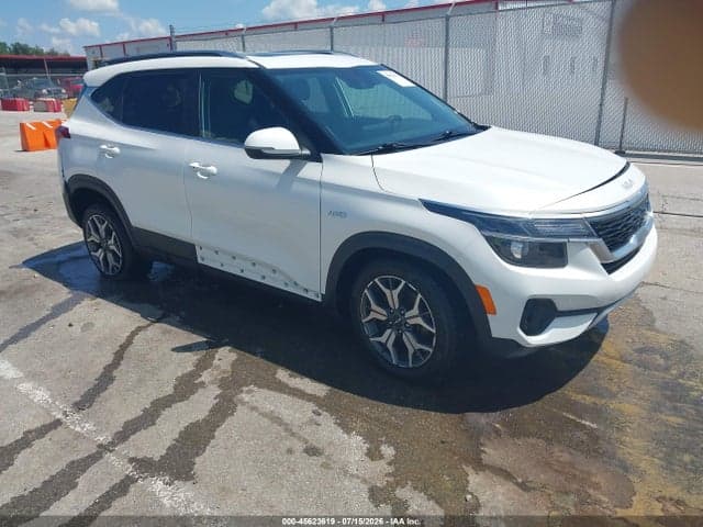 2023 KIA SELTOS EX 1