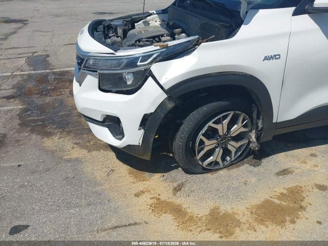 2023 KIA SELTOS EX 6