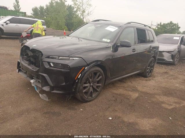 2025 BMW X7 XDRIVE40I 2