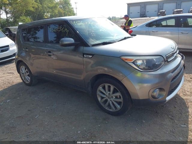 2017 KIA SOUL + 1