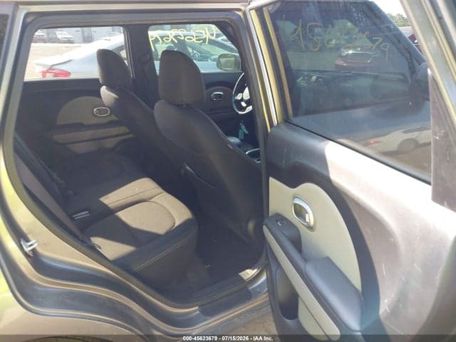 2017 KIA SOUL + 8