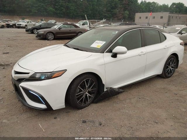 2023 TOYOTA CAMRY SE AWD 2