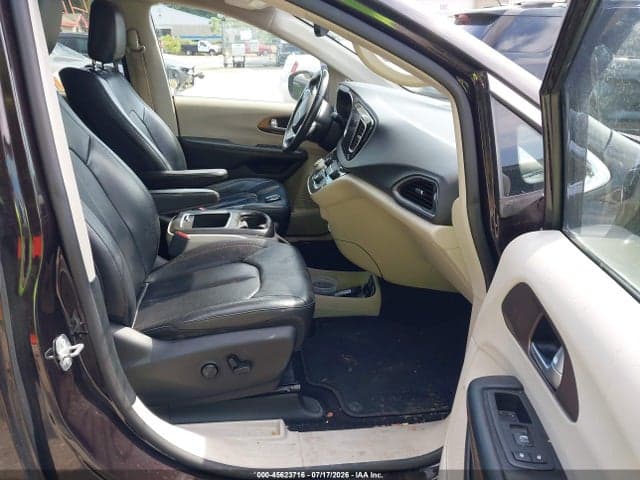 2017 CHRYSLER PACIFICA TOURING-L PLUS 5