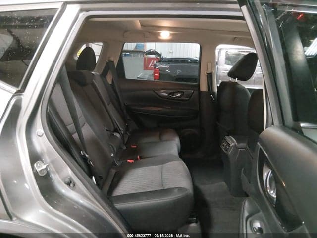 2018 NISSAN ROGUE SV 8