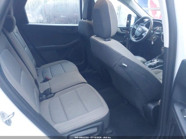 2021 FORD ESCAPE S 8
