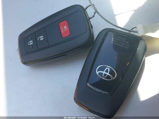 2022 TOYOTA 4RUNNER LIMITED 11