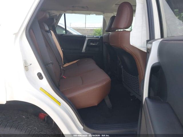 2022 TOYOTA 4RUNNER LIMITED 8