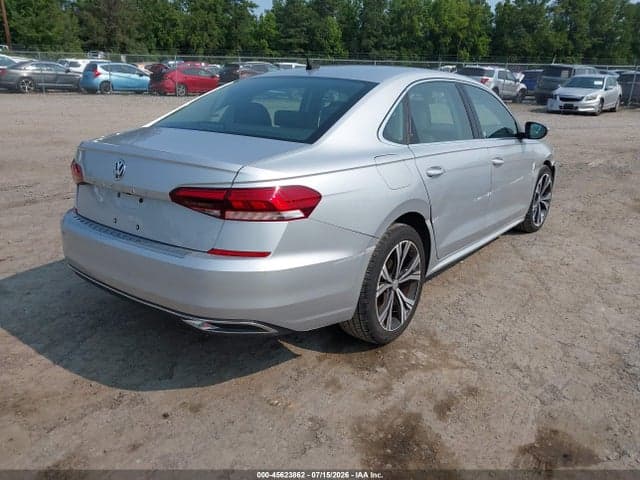 2021 VOLKSWAGEN PASSAT 2.0T SE 4