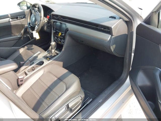 2021 VOLKSWAGEN PASSAT 2.0T SE 5