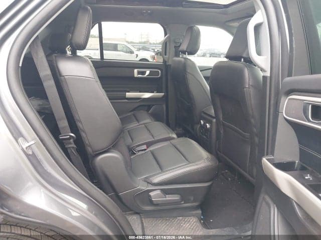 2022 FORD EXPLORER XLT 8