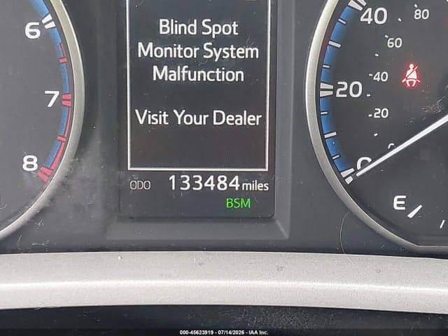 2018 TOYOTA RAV4 XLE 15