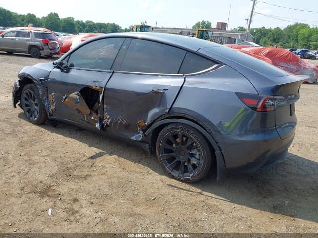 2023 TESLA MODEL Y AWD/LONG RANGE DUAL MOTOR ALL-WHEEL DRIVE 3
