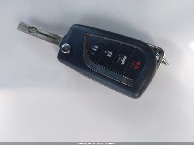 2022 TOYOTA COROLLA SE 11