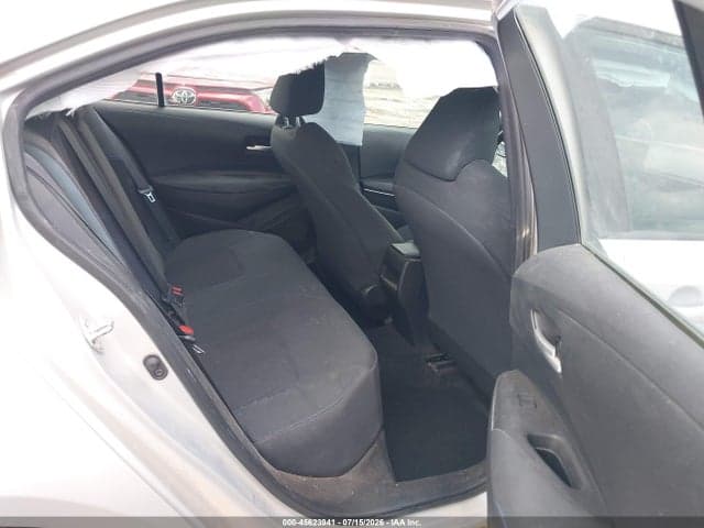 2022 TOYOTA COROLLA SE 8