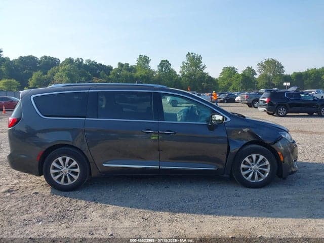 2018 CHRYSLER PACIFICA TOURING L PLUS 13