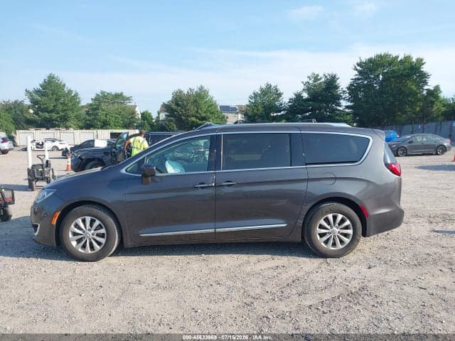 2018 CHRYSLER PACIFICA TOURING L PLUS 14