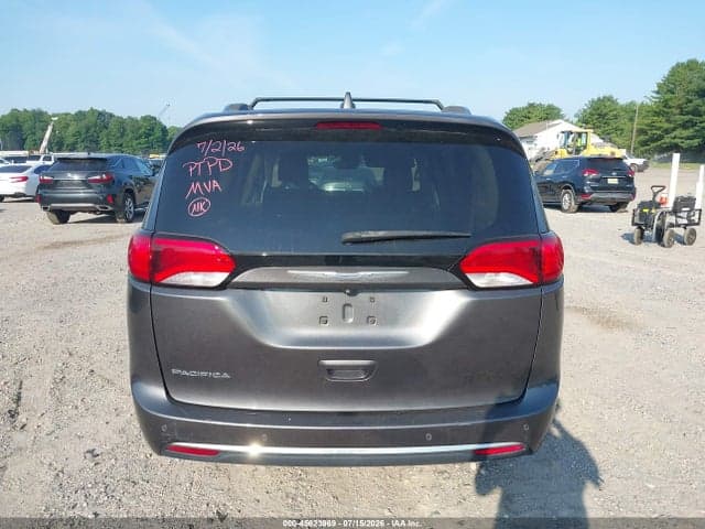 2018 CHRYSLER PACIFICA TOURING L PLUS 16