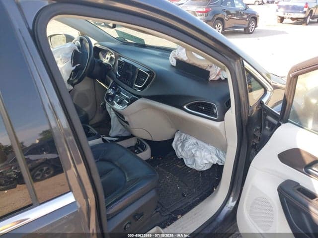 2018 CHRYSLER PACIFICA TOURING L PLUS 5