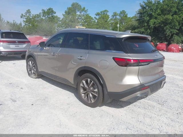 2022 INFINITI QX60 LUXE 3