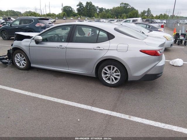 2025 TOYOTA CAMRY LE 3