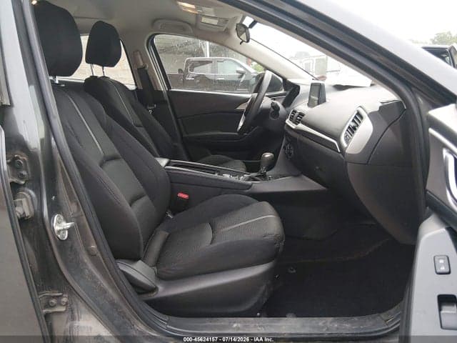 2018 MAZDA MAZDA3 SPORT 5