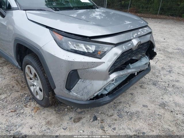 2019 TOYOTA RAV4 LE 17