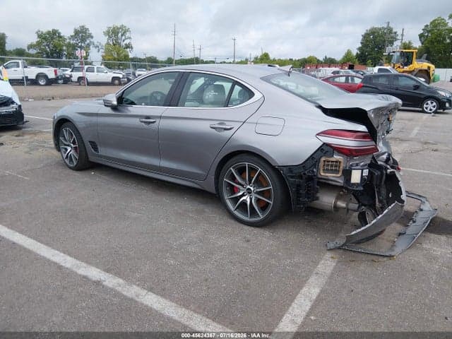 2025 GENESIS G70 2.5T RWD 3