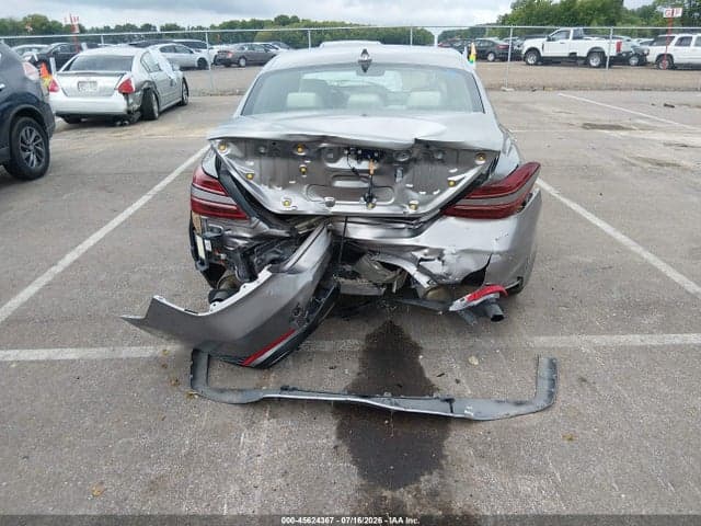 2025 GENESIS G70 2.5T RWD 6