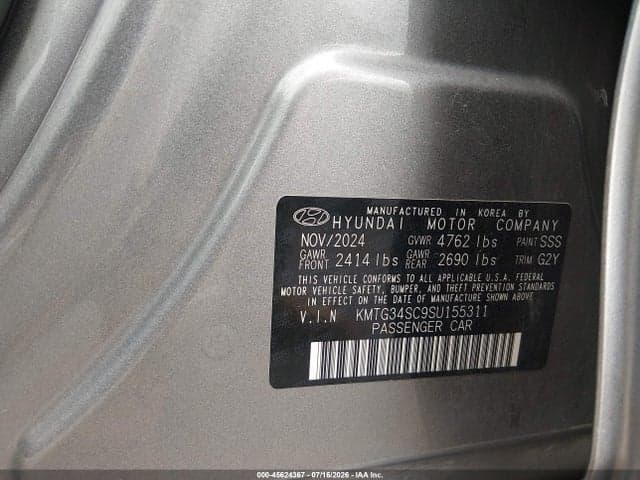 2025 GENESIS G70 2.5T RWD 9