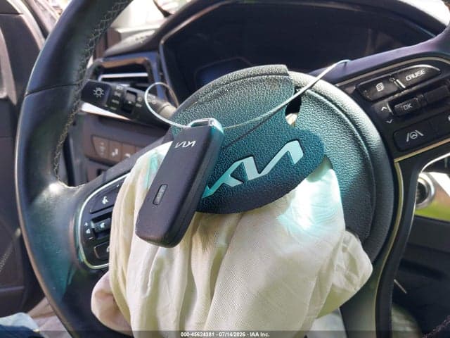 2022 KIA NIRO TOURING SE 11