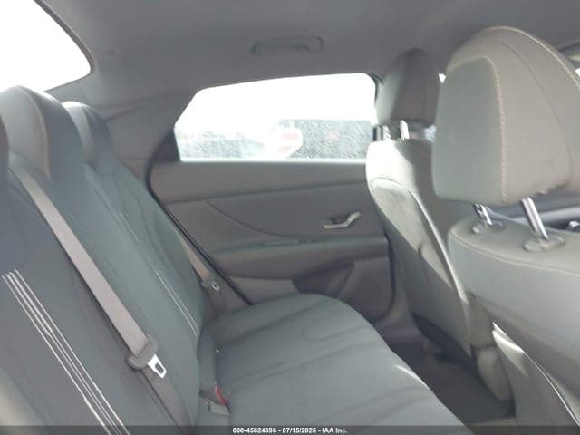 2021 HYUNDAI ELANTRA SEL 8