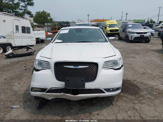 2018 CHRYSLER 300 LIMITED AWD 12