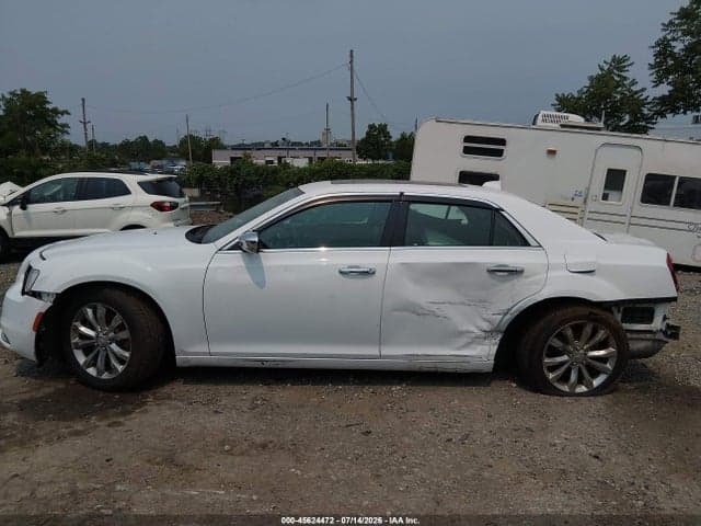2018 CHRYSLER 300 LIMITED AWD 14