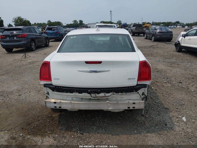 2018 CHRYSLER 300 LIMITED AWD 16